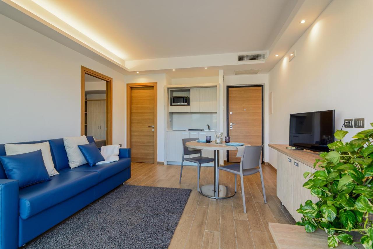 אגרופולי Hotel Serenella מראה חיצוני תמונה